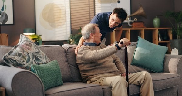 What to Pack When Moving to Assisted Living: Essential Checklist